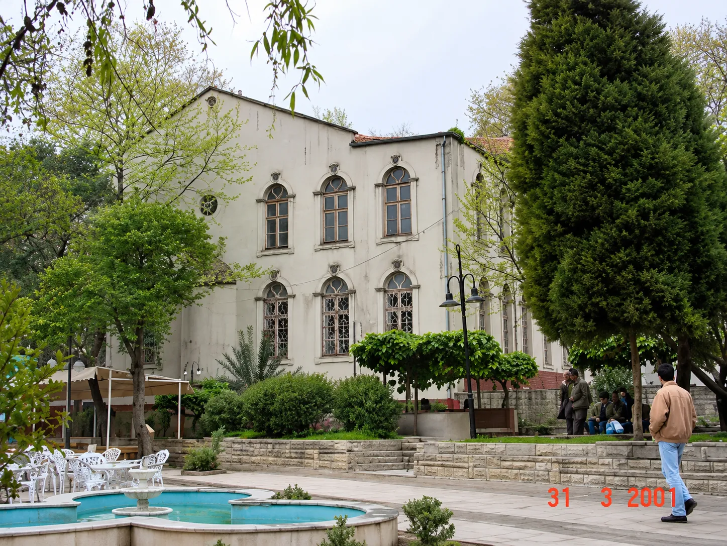 2001 yılında deprem sonrası Fevziye Camii