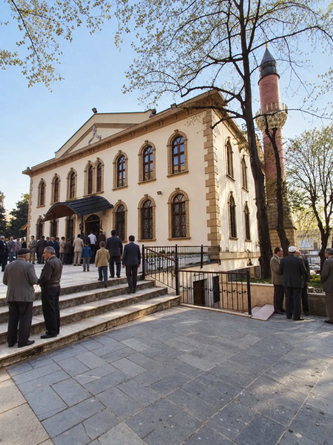 2004 yılında yeniden ibadete açılan Fevziye Camii